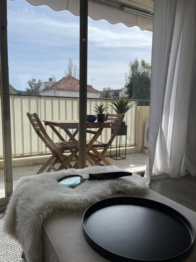 Cozy Studio On The Beach Αντίμπ Εξωτερικό φωτογραφία